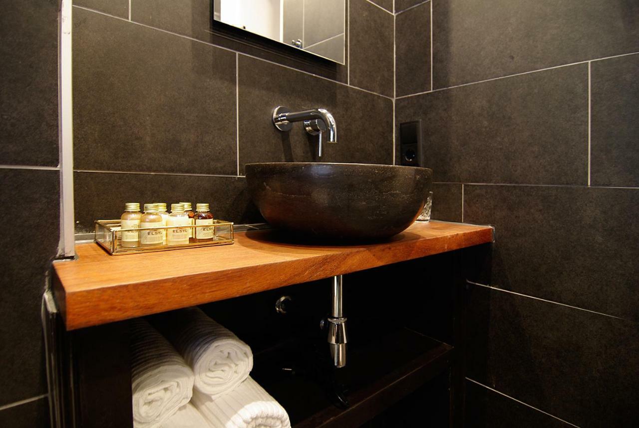 1637: Historic Canal View Suites Amsterdam Ngoại thất bức ảnh