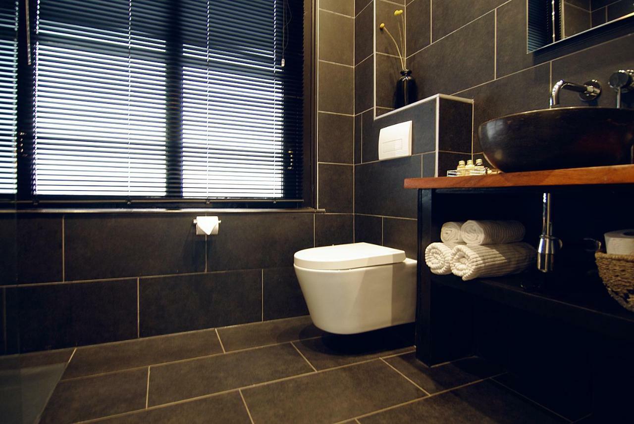 1637: Historic Canal View Suites Amsterdam Ngoại thất bức ảnh